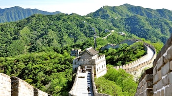 Beijing Mutianyu Great Wall Shared Transfer & Lunch