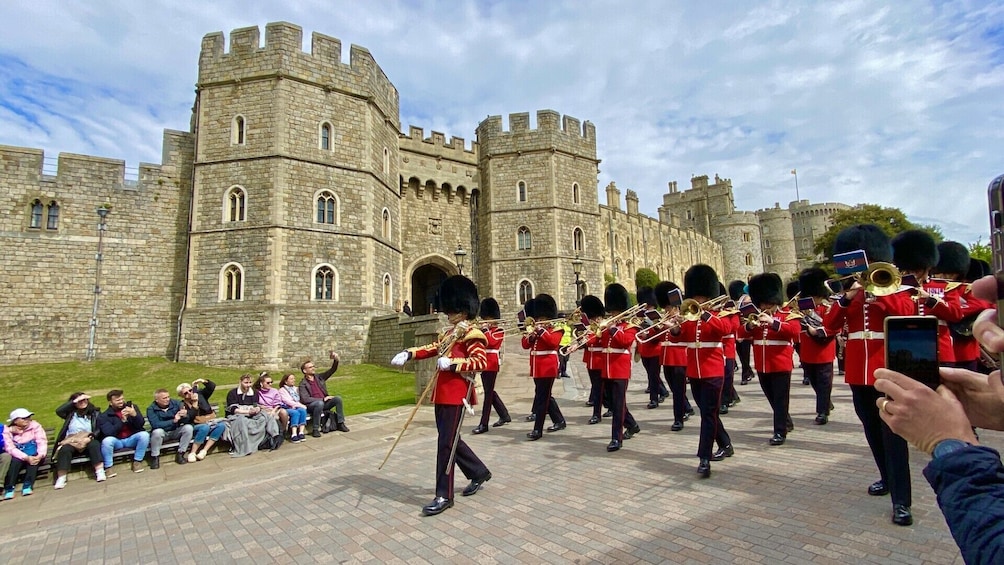 Windsor Castle Half-Day Tour Packages