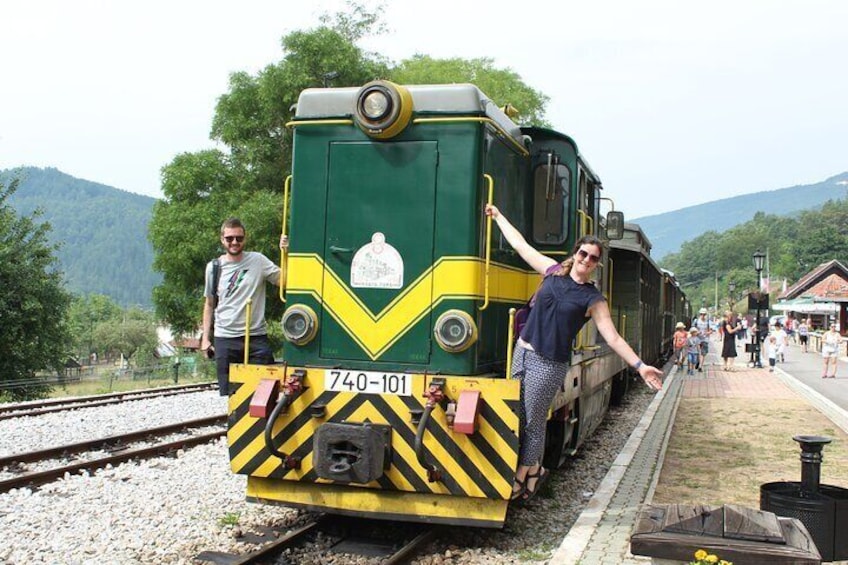 Private Day Tour to Mokra Gora, Sargan Eight Train and Drina River House