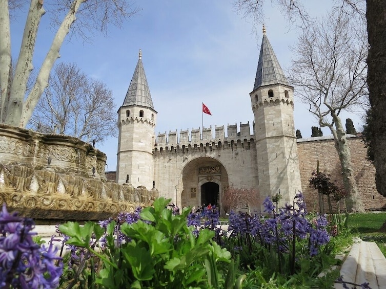 Ottoman Royal Tour at the Topkapi Palace - Skip the Line