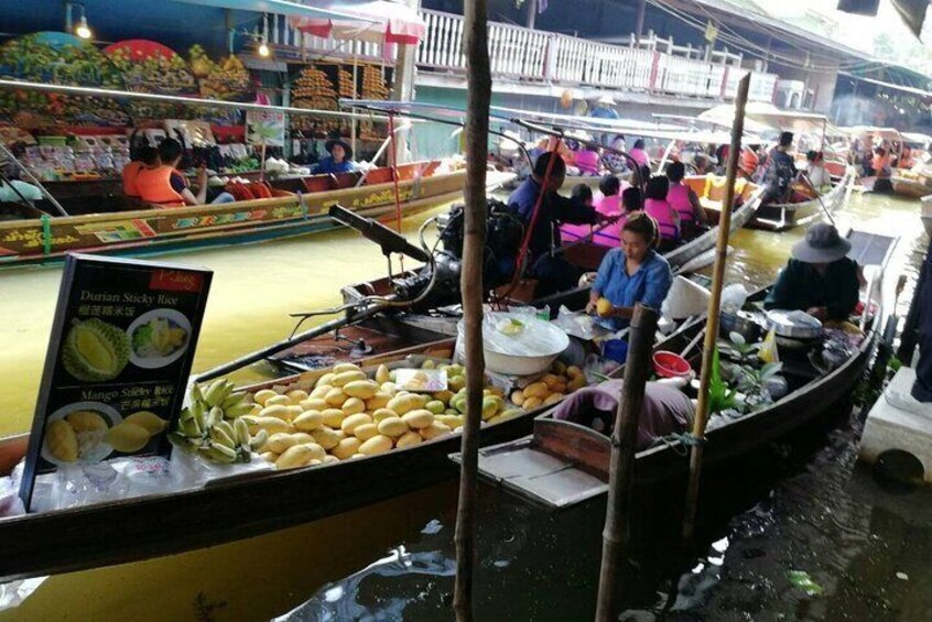 half-day-floating-market