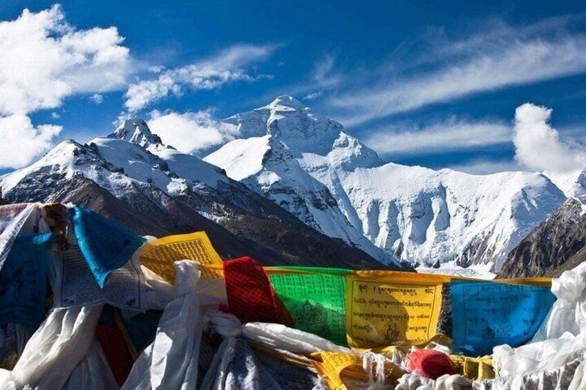 8-Day Small Group Lhasa, Everest Base Camp and Yamdrotso Lake Tour from Beijing