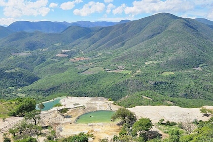 Hierve el agua, Ancestral Mezcal , Textiles , Tule tree