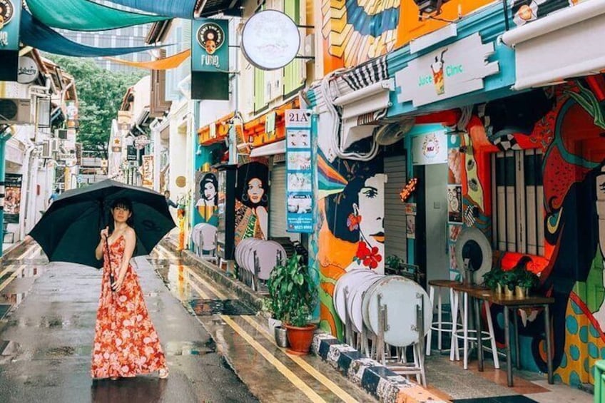 Private Walking Instagram Tour in Singapore 