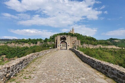 Bulgaria Day Trip - Private Tour from Bucharest - Veliko Tarnavo & Arbanasi