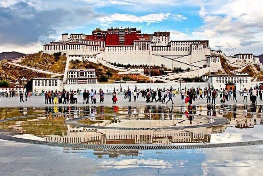 8-Day Small Group Lhasa, Yamdroktso & Namtso Lake and Shigatse City Tour