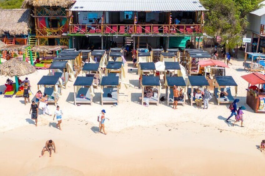 full day at Tranquila beach with snorkeling and raccoon sighting