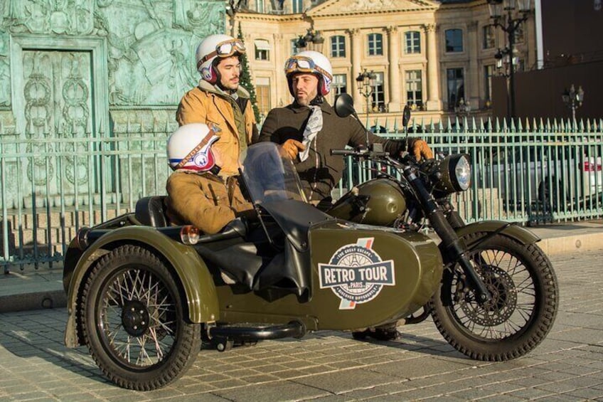 Private Guided Tour on a Vintage Sidecar from 1 Hour to 7 Hour