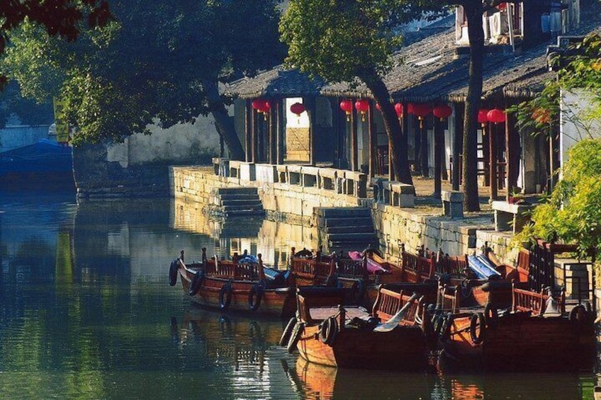 4-Hour Tongli Water Town Private Tour from Suzhou with Boat Ride 