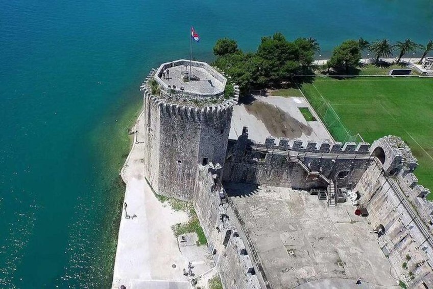 Blue Lagoon and Trogir town - half day speed boat tour