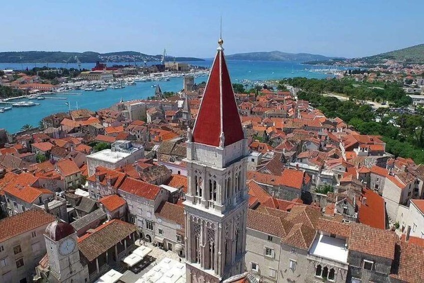 Blue Lagoon and Trogir town - half day speed boat tour