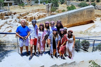 Sightseeing all-inclusive Private Tour to Jeita Grotto, Baalbek and Ksara 