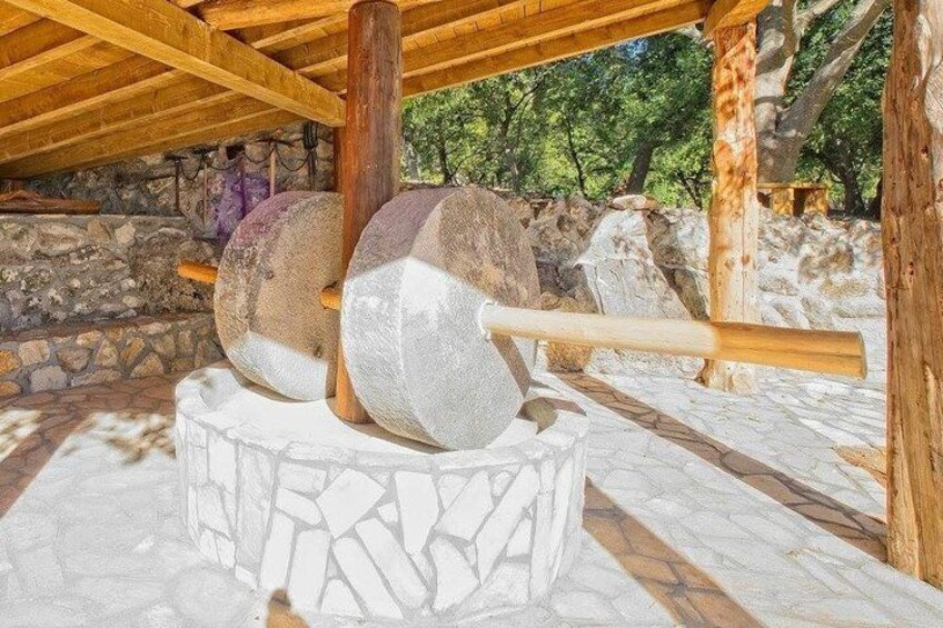 Experience Konavle and Cavtat- gasto Sunset tour