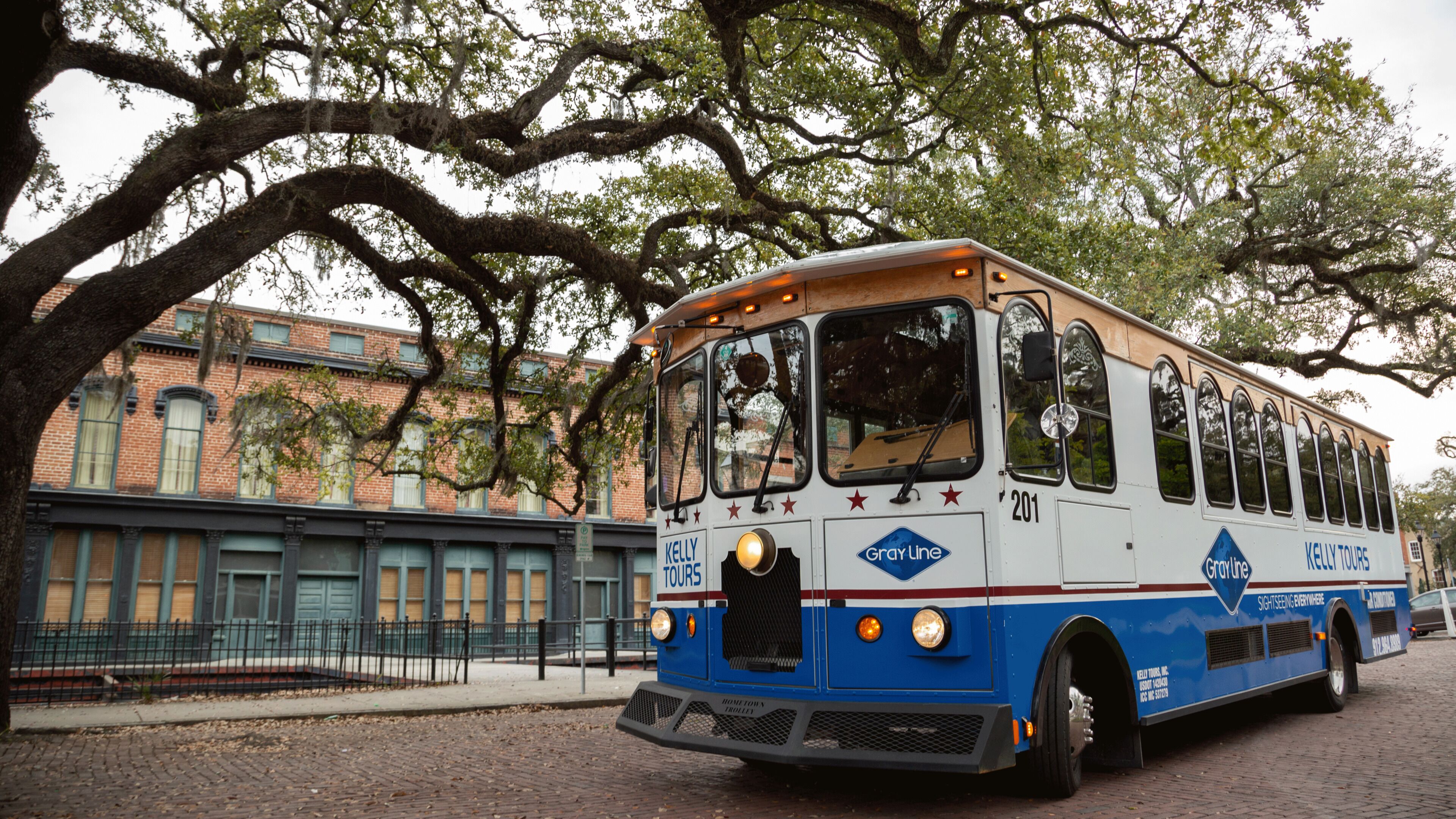 Explore Savannah Trolley Tour W/ 2-Day Unlimited Shuttle Service