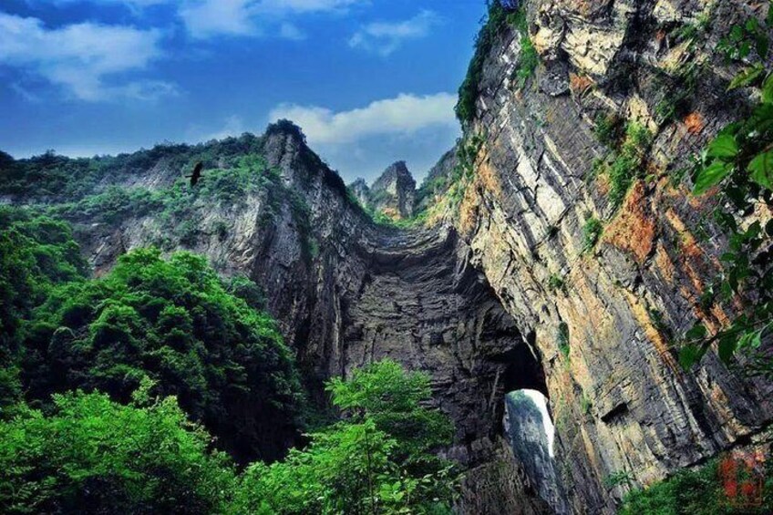 1-Day Private Tour: Wulong Tiankeng Three Bridges and Fairy Mountain