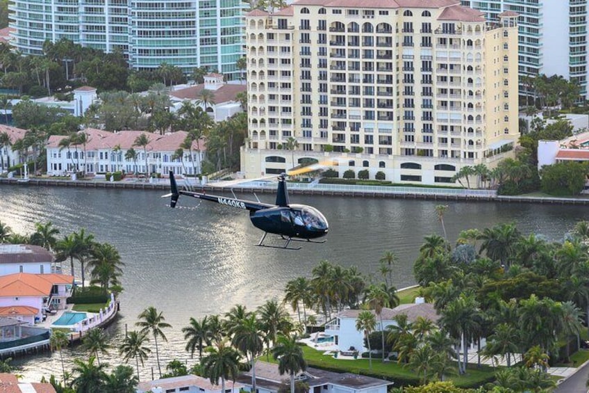 Private Miami & Ft. Lauderdale Helicopter Tour with Ocean Views