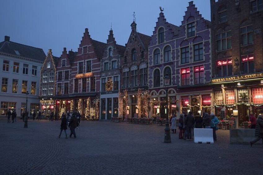 Charming Christmas Tour in Bruges