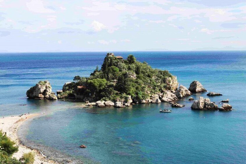 Relaxing snorkeling tour at the Isola Bella Marine Park Taormina