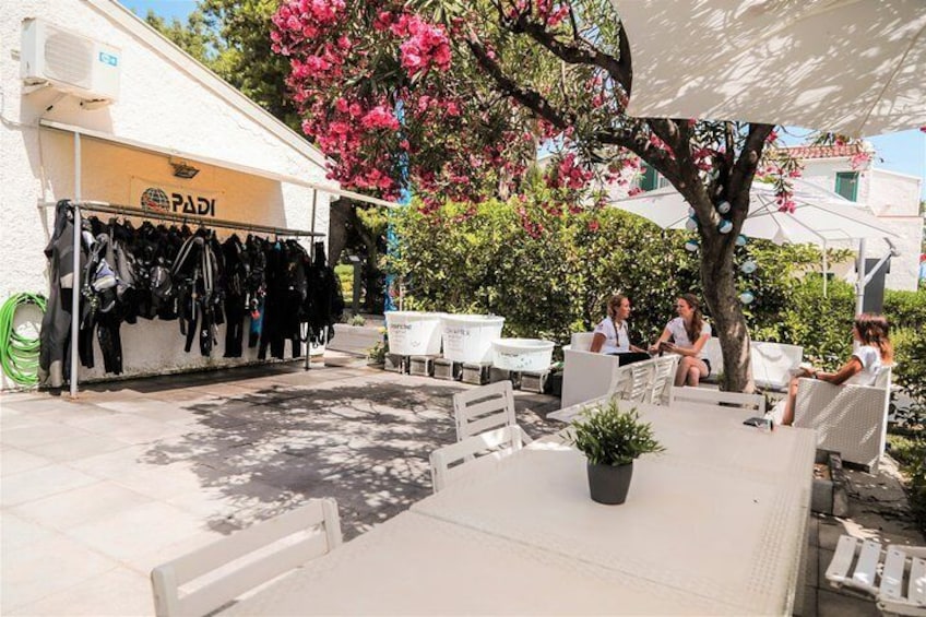 Exciting PADI Discover Scuba Diving Experience Isola Bella Marine Park Taormina