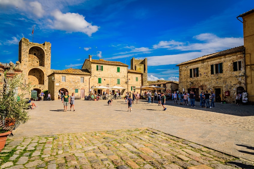 San Gimignano, Siena and Chianti with Lunch & Wine Tasting
