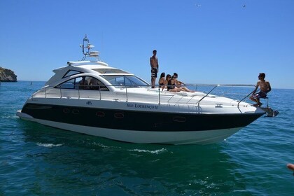 Luxury Yacht Rental Fairline Targa 