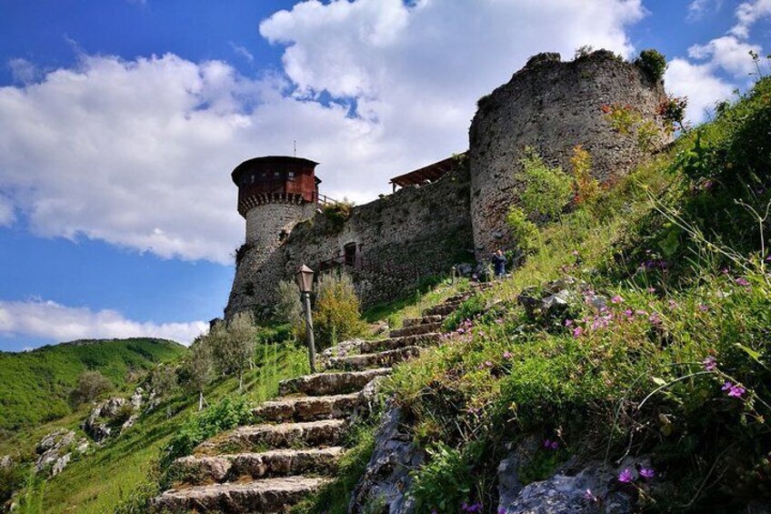 Petrela Castle