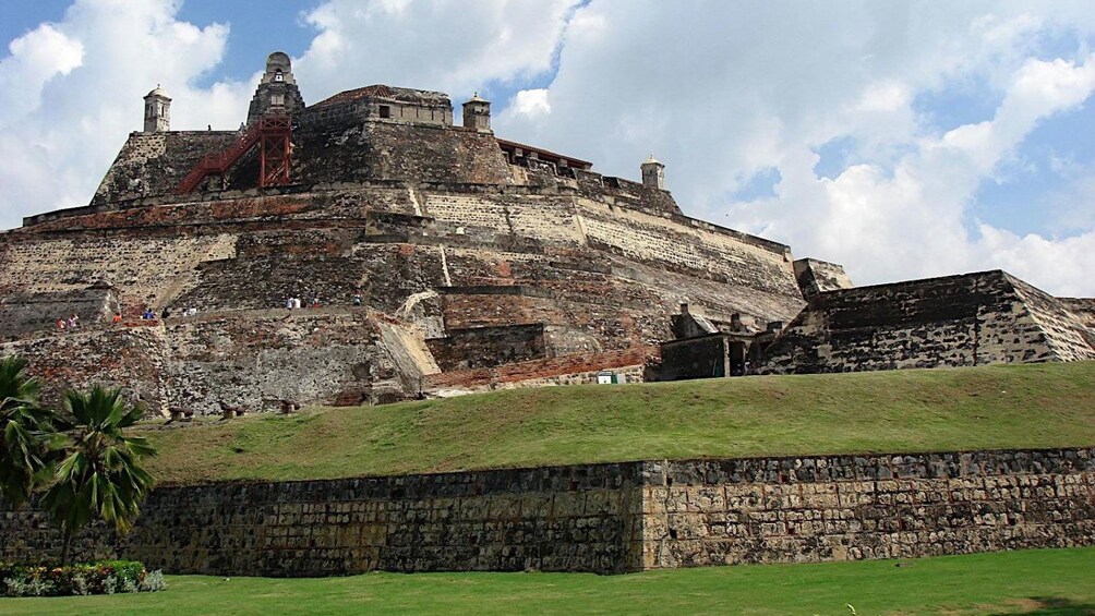 Castillo San Felipe de Barajas was once a military fortress to protect from pirate attacks