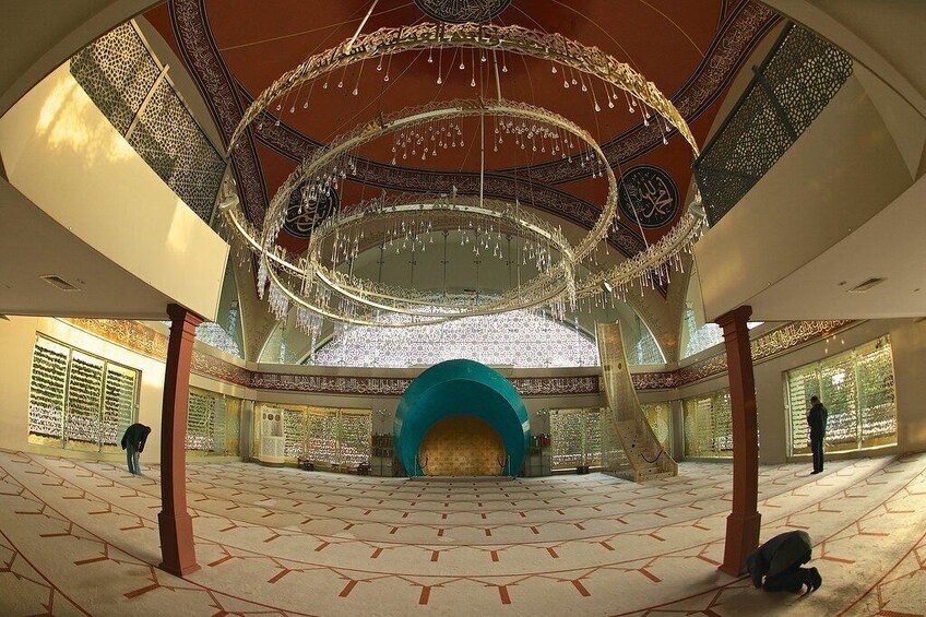 A Modern Look into Turkish Mosques