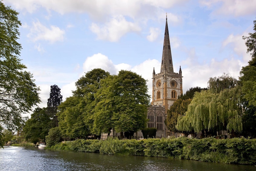 Shakespeare’s Stratford, Warwick Castle, Cotswolds & Oxford
