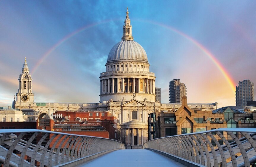 St Paul's Cathedral & Changing of the Guard Tour