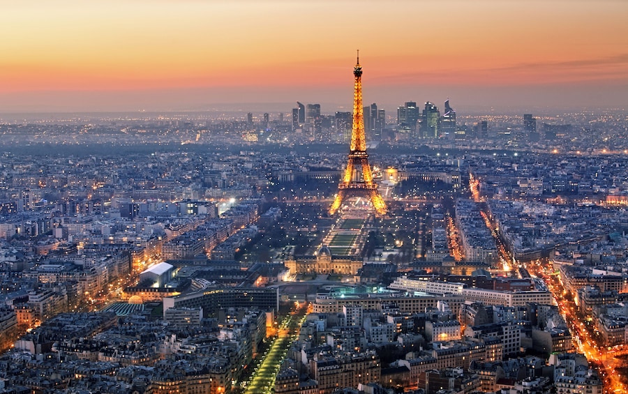 Romantic Paris Trip via Train with Louvre, Eiffel Tower & Lunch