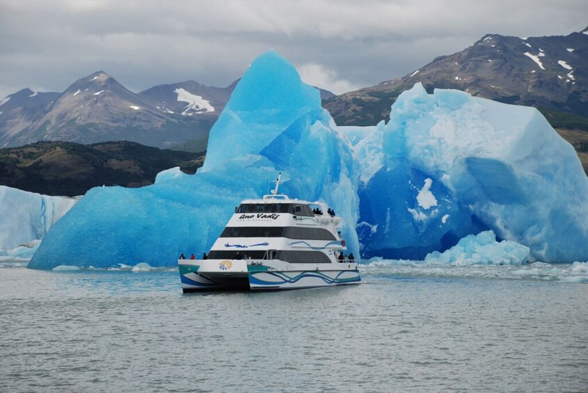 El Calafate: All Glaciers Tour with Navigation