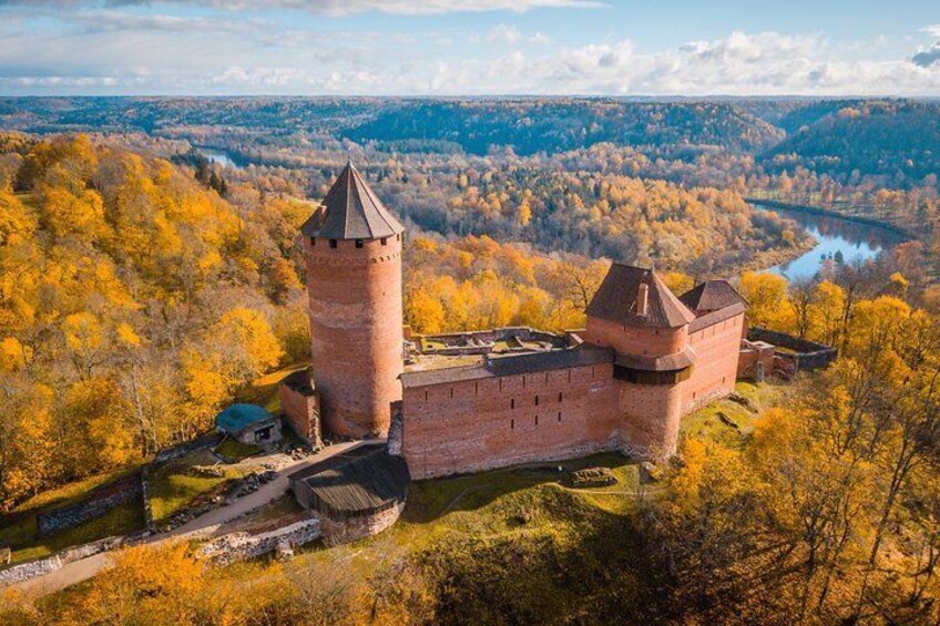 Guided tour "Love Stories of Sigulda"