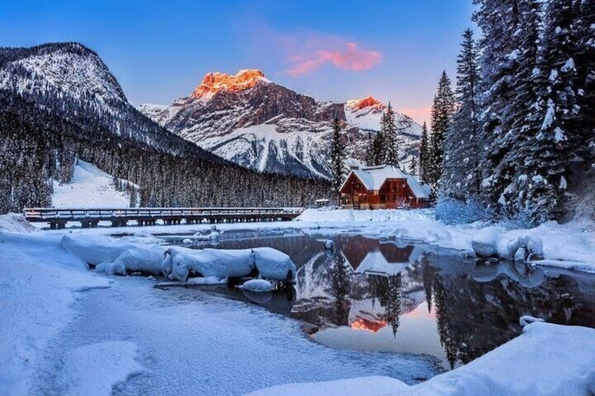 Lake Louise & Yoho N.P & Moraine Lake 1-Day Tour from Calgary or Banff