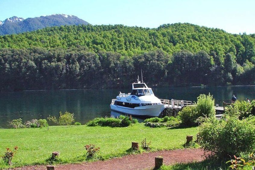 Half day Hua Hum and Chachin land waterfall - San Martín de los Andes