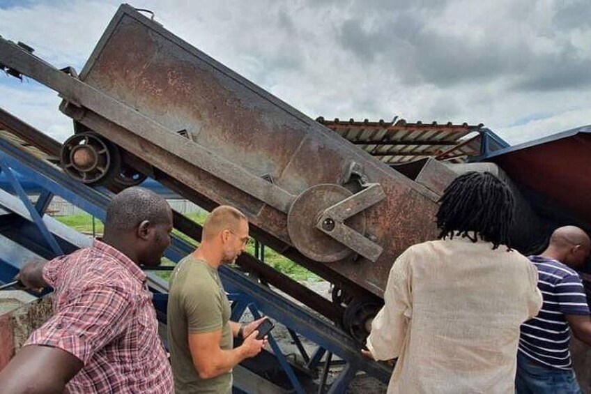 Tanzanite Gemstone mining experience at Mererani mines Day Tour