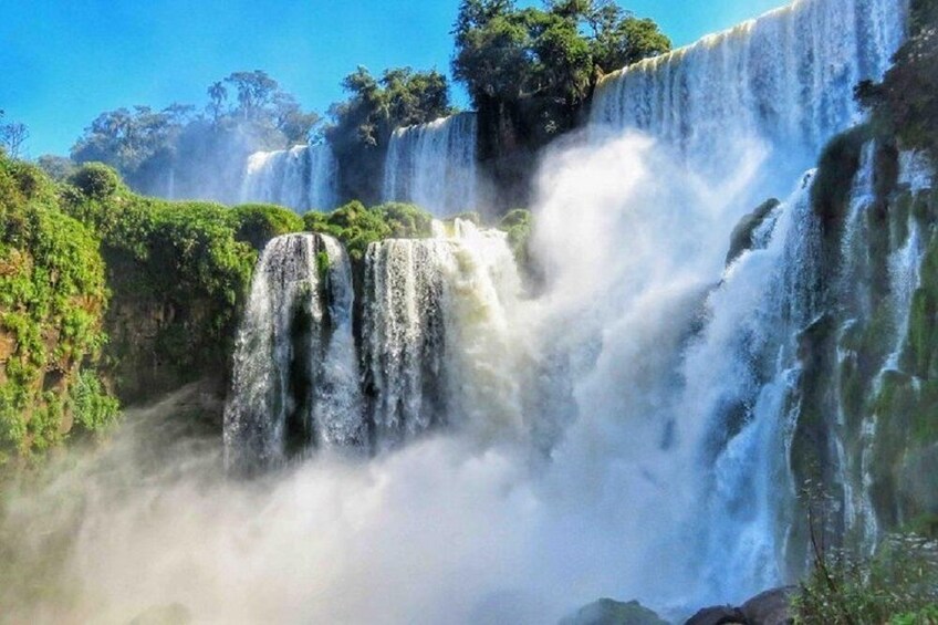 Private Day at Iguazu Falls with Airfare from Buenos Aires 