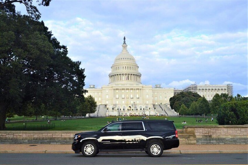 Under the Stars: Exclusive Night Tour of DC - Up to 5 Guests 