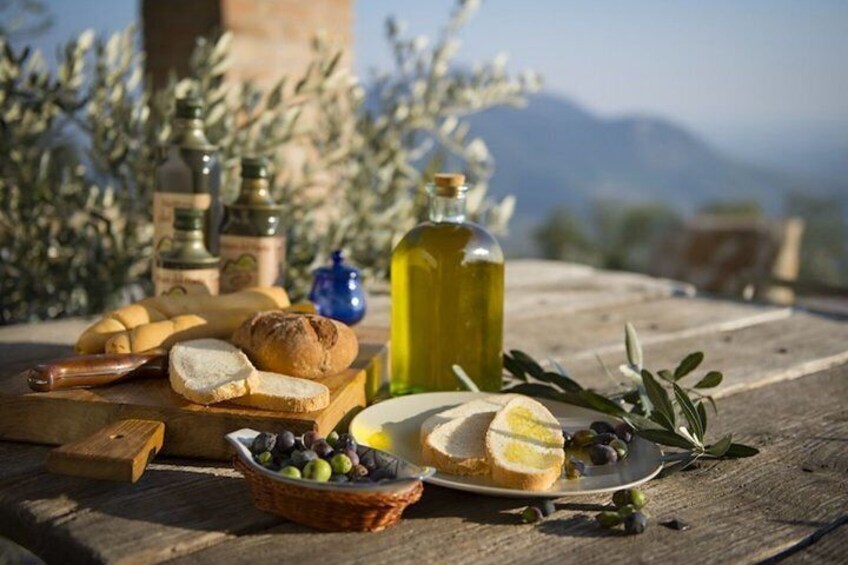 Genuine Italian olive oil. 