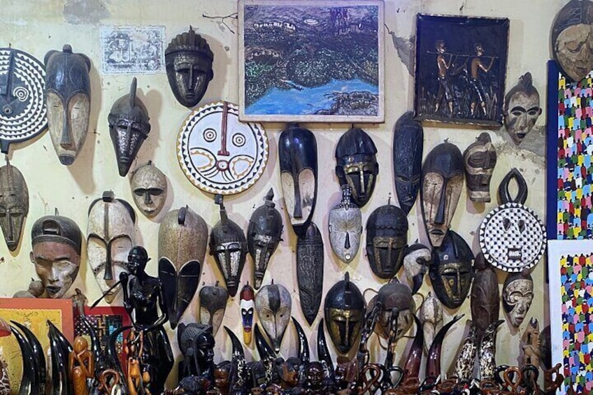 Dakar Art galleries and Graffitis