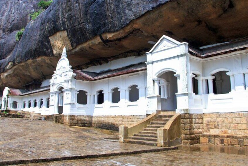 dambulla cave temple