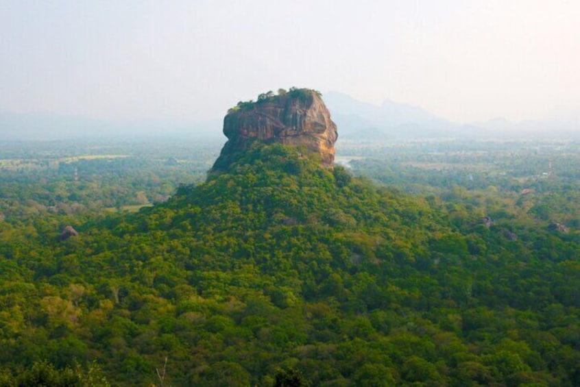 sigiriya lion rock