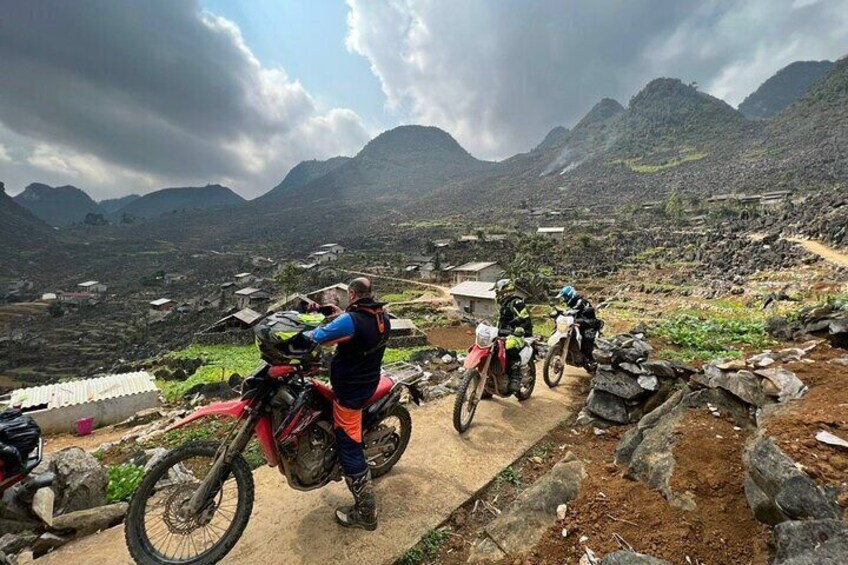 High Quality Motorcycle Dirt Bike 3 Days Tour + Private Room 