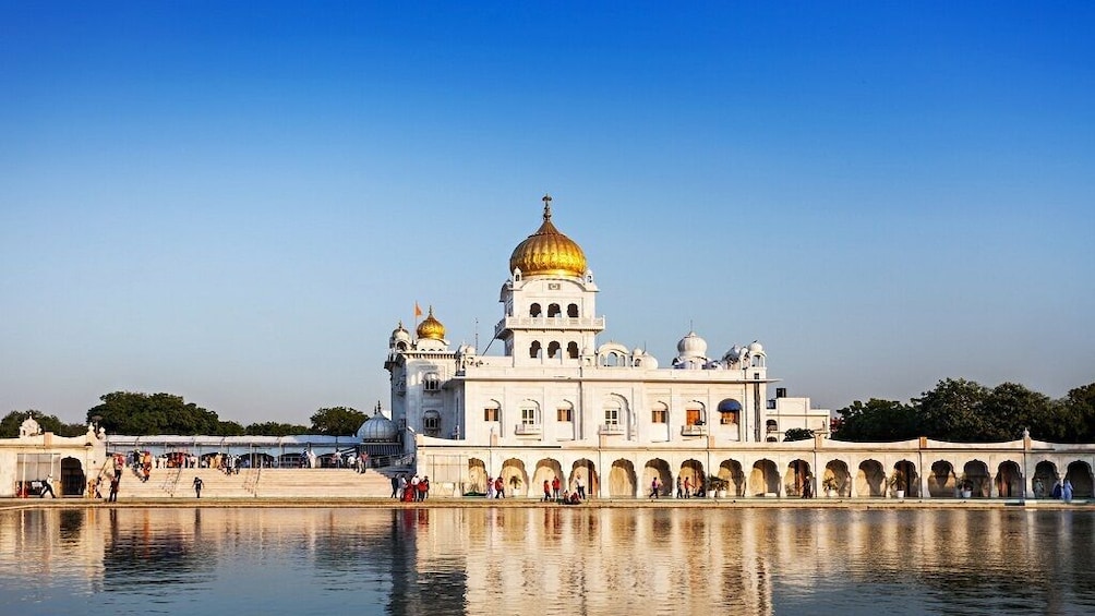 Private Golden Triangle & Golden Temple Tour from Delhi