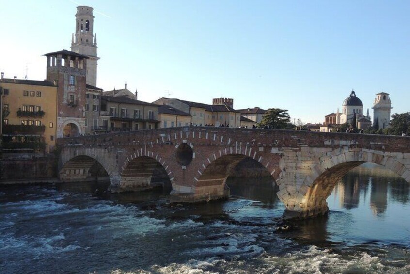 Essential Verona Private Tour including the Arena 