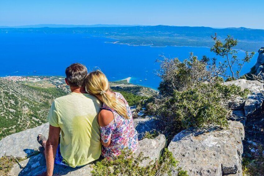 2 hours Romantic walking tour in Hvar