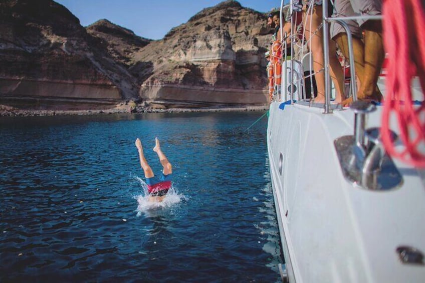Beautiful Day Catamaran Caldera Cruise incl. Meal & Drinks