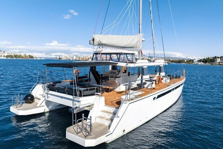 Comfort Max Catamaran Caldera Cruise with BBQ and Drinks