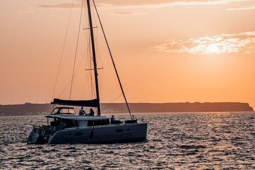 Romantic Sunset Catamaran Caldera Cruise incl. Meal & Drinks