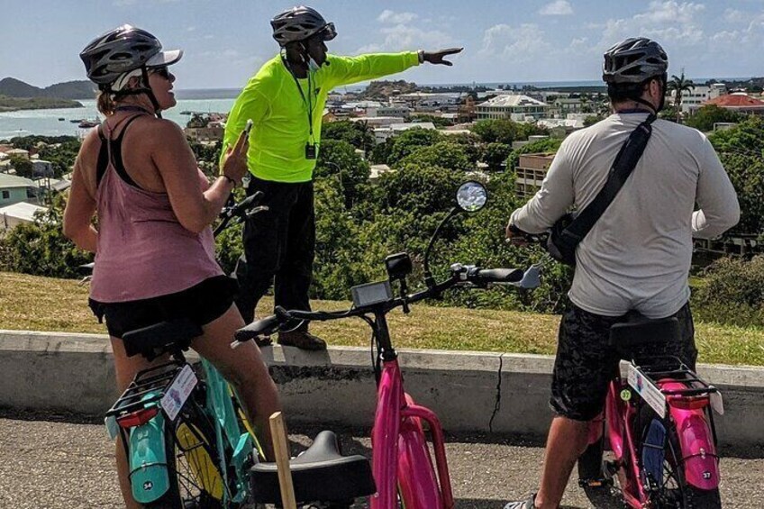 Historic City and Beach E-Bike Tour